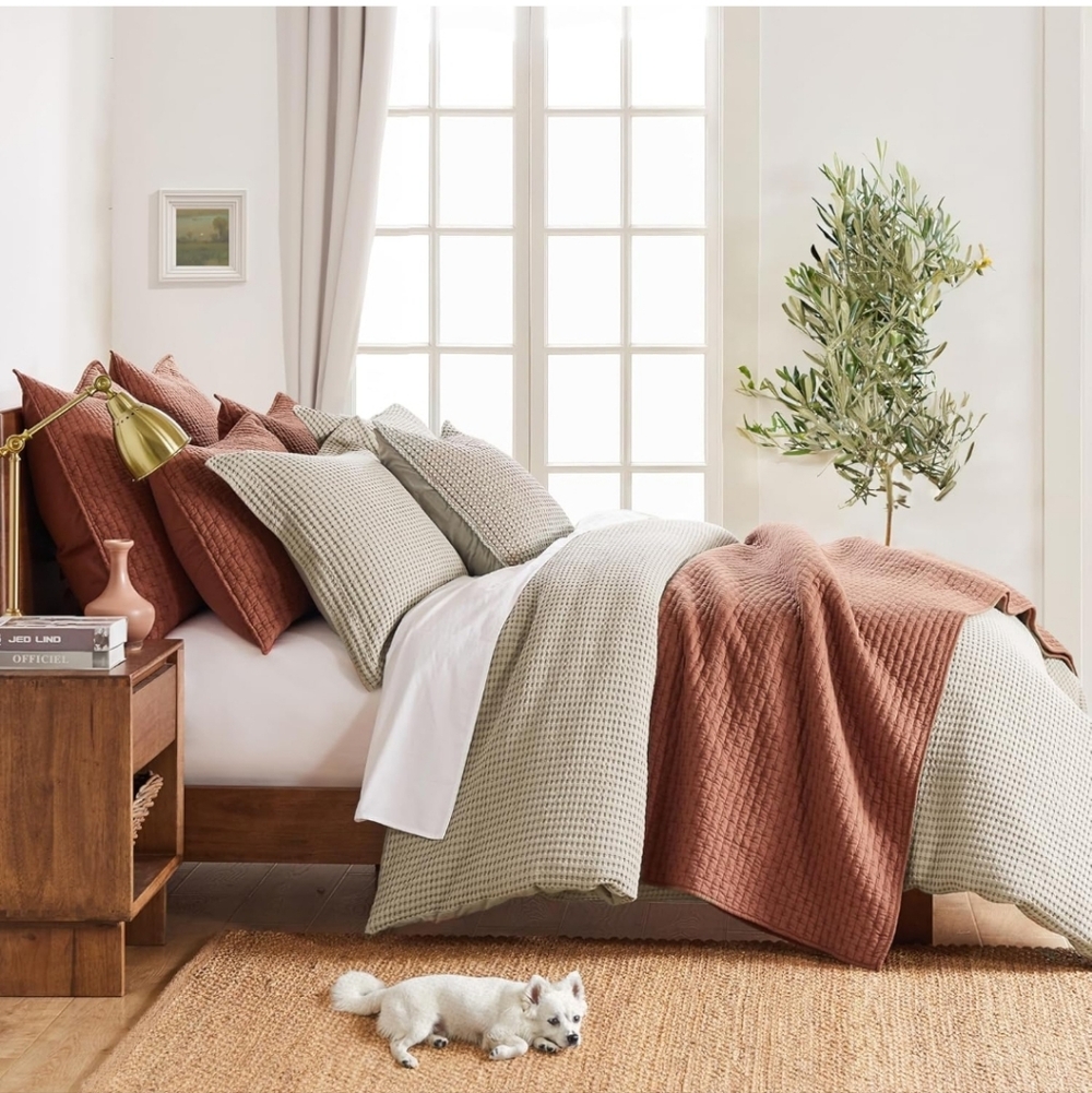 Levtex Home Cloud Waffle King Comforter Set (106x94in) with 2 Pillow Shams